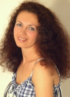 Nadia (59) aus Agentur R... auf www.wege-zum-glueck.net (Kenn-Nr.: w9993)
