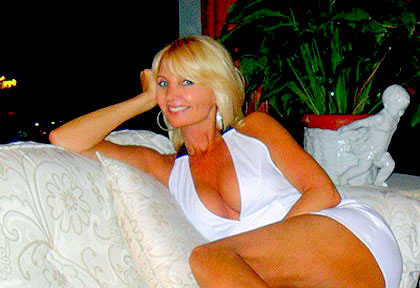 Renata (48) aus VIP Agent... auf www.wege-zum-glueck.net (Kenn-Nr.: d0018)